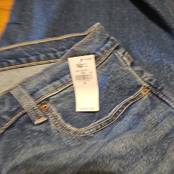 Old Navy Blue Relaxed Jeans with Distressed Knee - Picture 4 of 4